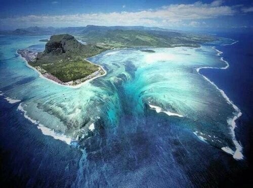 6. Самый большой в мире водопад находится под водой