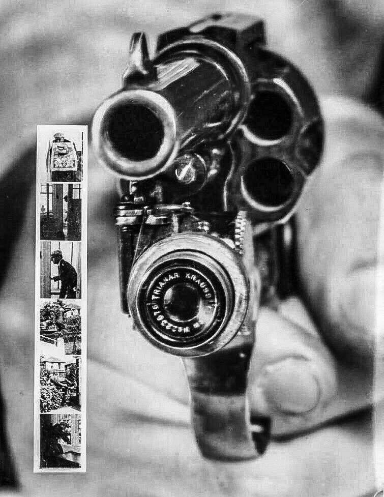 Пистолет с фотоаппаратом, срабатывающим непосредственно перед выстрелом, 1938 год