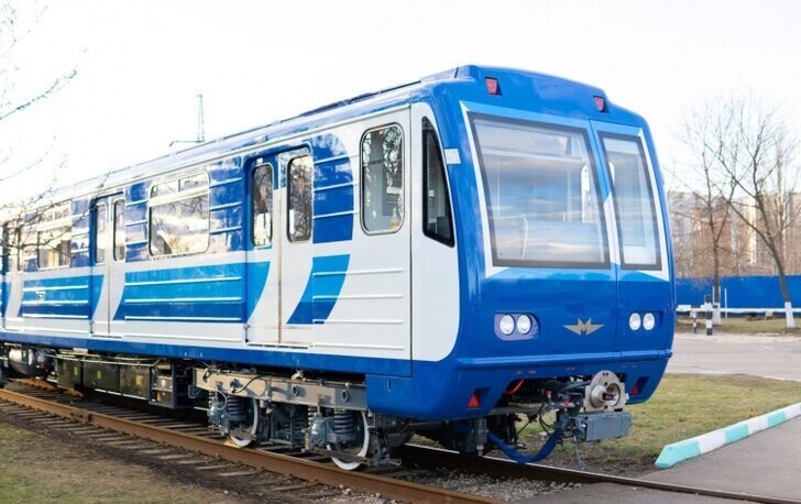 «Метровагонмаш» передал метрополитену г. Самары новый четырехвагонный поезд метро