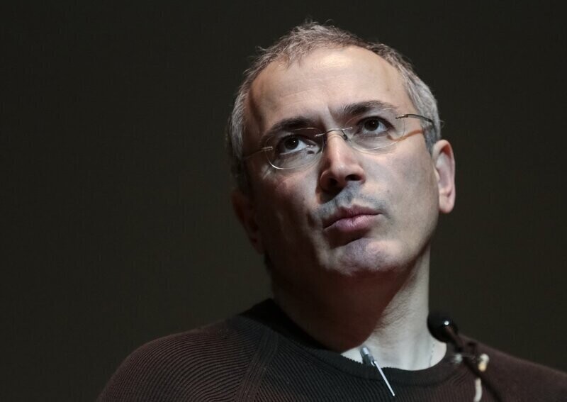 Коронавирус головного мозга: Ходорковский окончательно спятил и начал распространять фейки о COVID-1