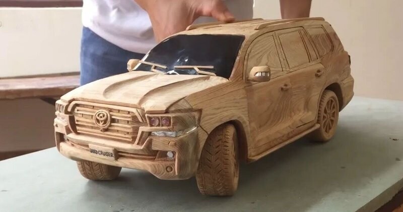 Резчик по дереву из Вьетнама создает потрясающие модели автомобилей