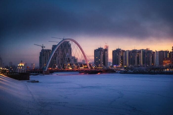 Столица Казахстана Нур-Султан при морозе -20
