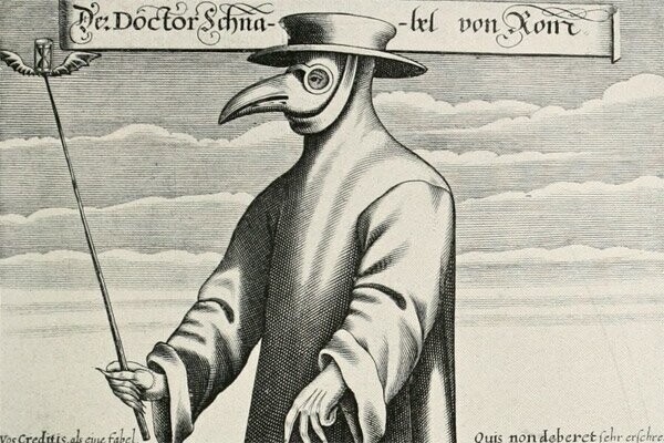 Как появился костюм чумного доктора и почему он так странно выглядит