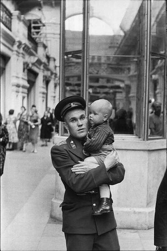 25 документальных фотографий Анри Картье-Брессона о советской жизни (1954 год)