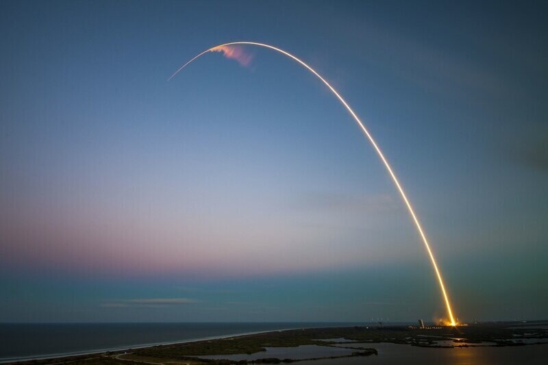 Третья ракета Илона Маска для полётов на Марс взорвалась на старте 