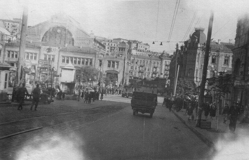 Бульвар Шевченко, осень 1941 года (нынешнее название бульвар носит с 1919 года)