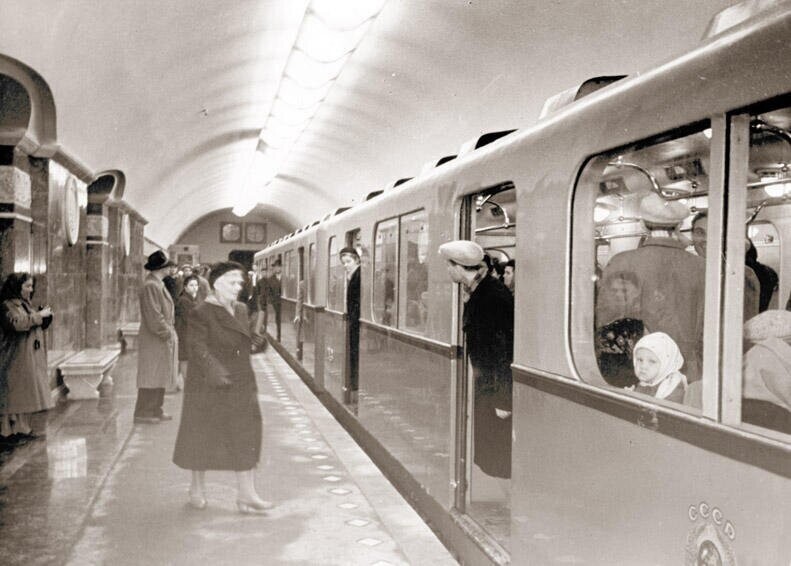 Станция метро «Университет», 1960 год