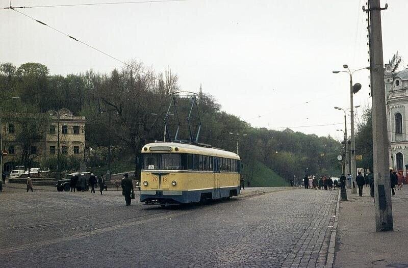 Площадь Ленинского Комсомола (ныне — Европейская площадь), 1970 год