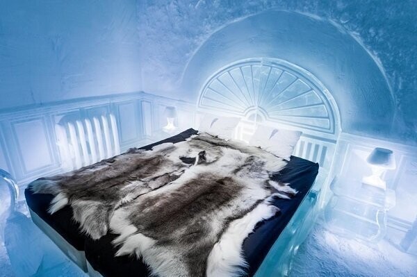 Леденящая красота ледяного отеля в Юккасъярви
