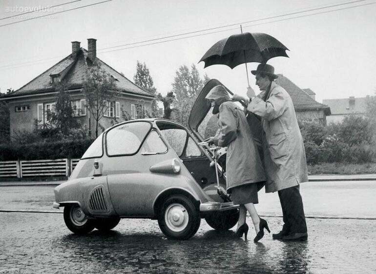 Машинка для двоих BMW Isetta. 50-е