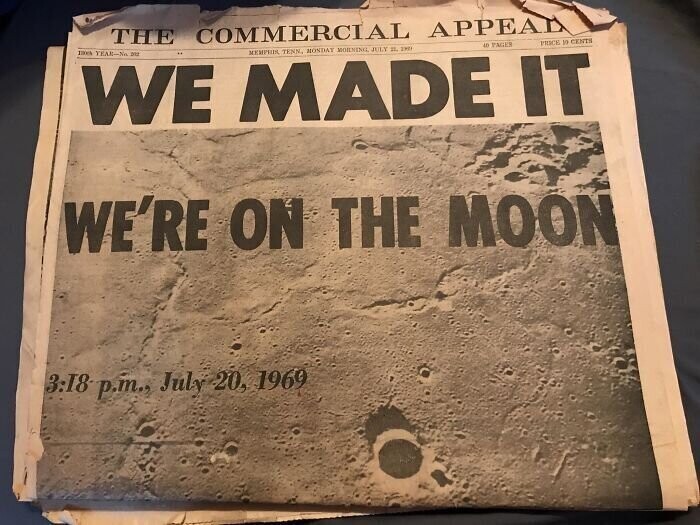 36. "Нашел три газеты 1969 года о высадке на Луну в старом сундуке на чердаке"