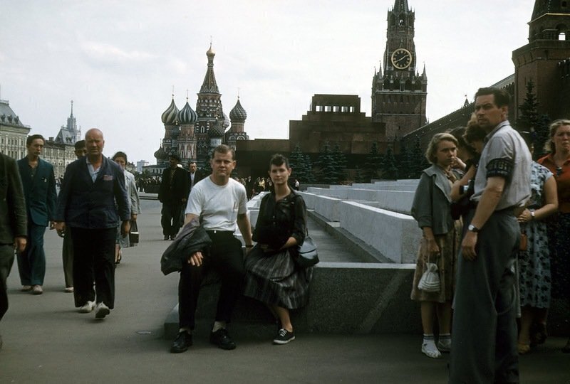 Фотографии былых времён СССР в 1958 году: глазами Джона Шульца