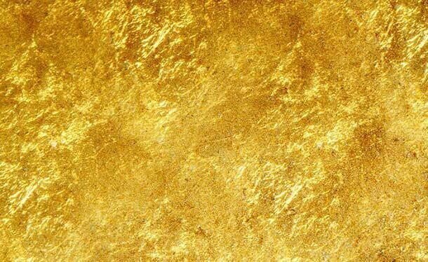 Золото настолько податливо, что его можно превратить в швейную нить.