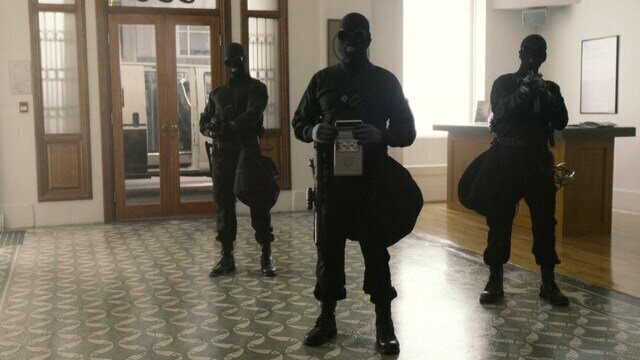 Вся "бондиана" плачет в углу