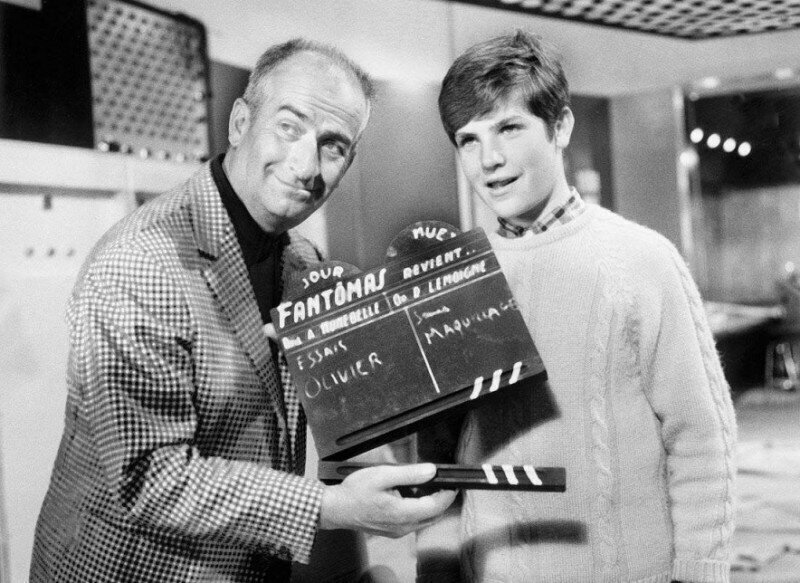 Луи де Фюнес и его младший сын, Оливье де Фюнес на съёмках "Фантомас разбушевался",1965.