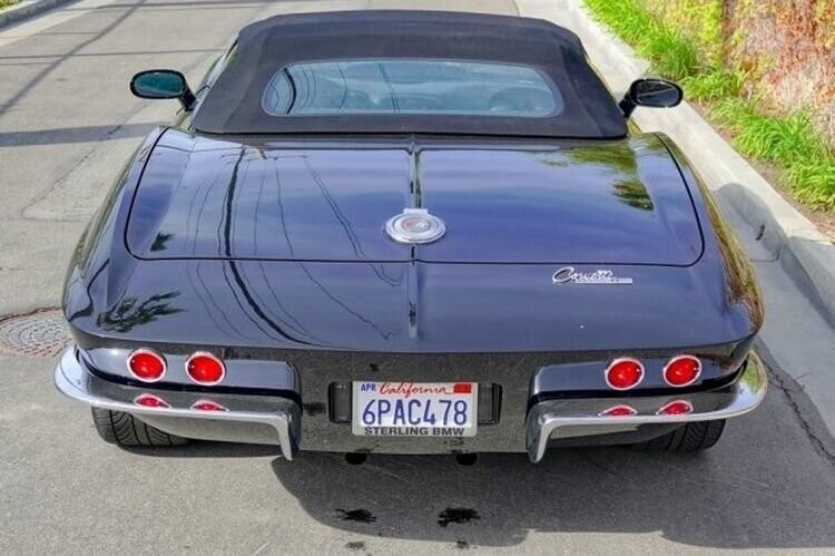 Chevrolet Corvette C6, который выглядит, как культовый C2