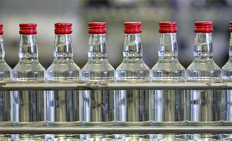 Минский завод "Кристалл" выпустил 70-ти градусный напиток, который можно применять для дезинфекции