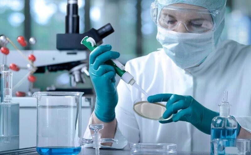 Совсем скоро в российские лаборатории поступят новые тесты на коронавирус