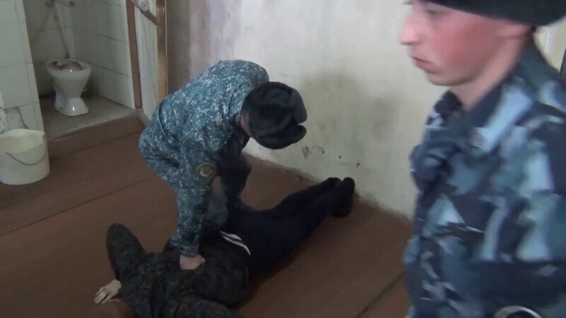 Вот так обращаются с заключёнными в СИЗО-4 в Кемеровской области 