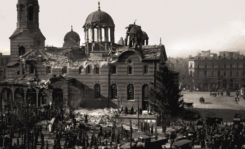 Церковь Святой Недели в Софии, Болгария, после теракта, совершенного в 1925 году.