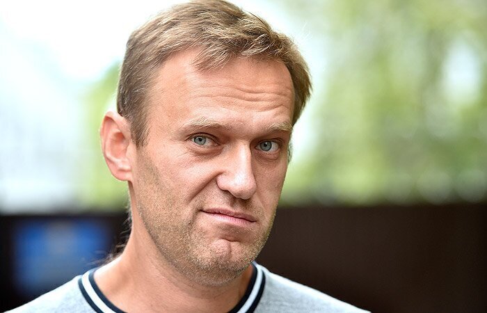 Навальный спекулирует на теме переезда посольства РФ в Чехии