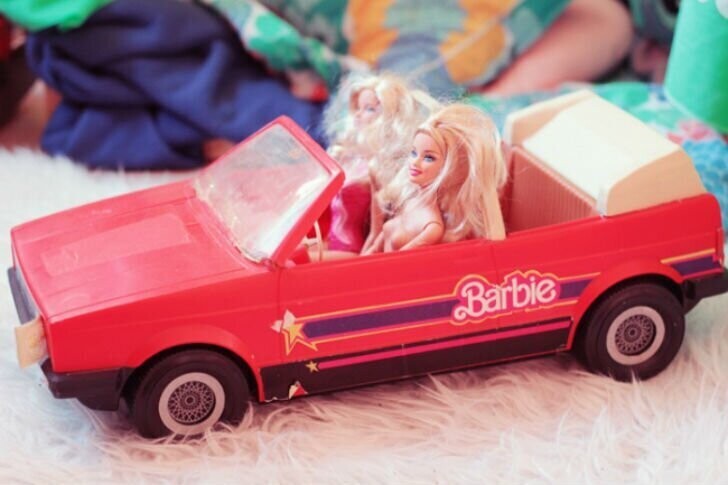 После дома для Барби машина была второй самой заветной мечтой девочек.