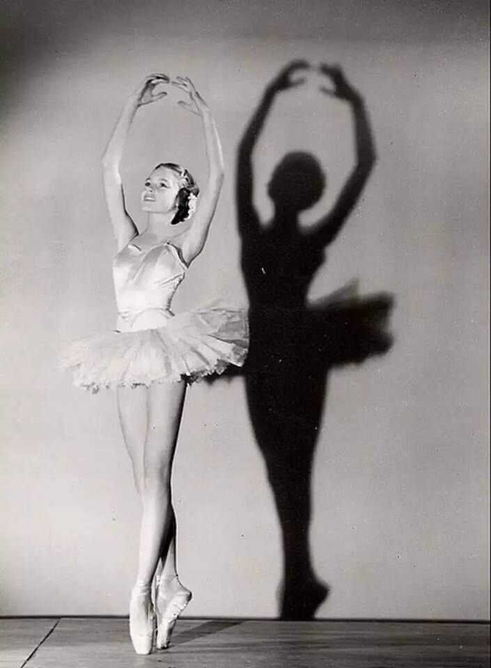 Юная балерина Брижит Бардо