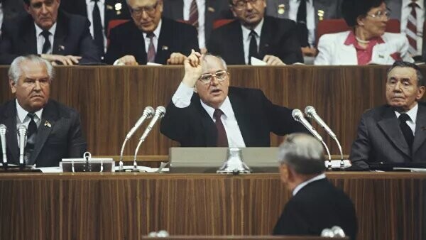 "Виноват ГКЧП!": Горбачев назвал ответственных за срыв перестройки и развал СССР