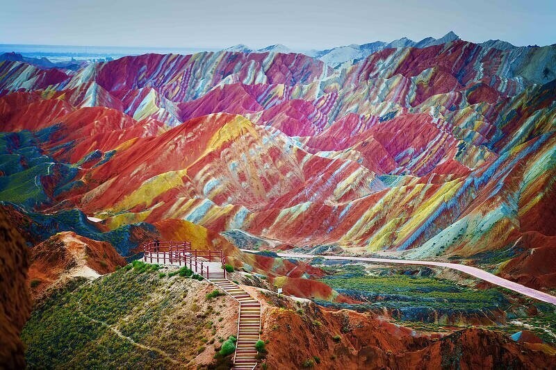 Цветные скалы Чжанъе (Китай)