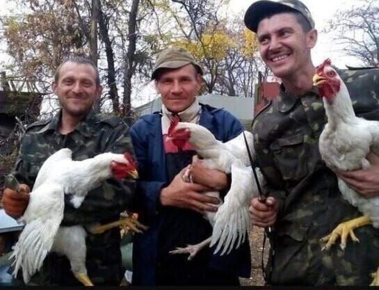 На оккупированной территории Донбасса теперь можно по приказу реквизировать продовольствие для нужд ВСУ. Хохло-Вермахт,наши дни.  