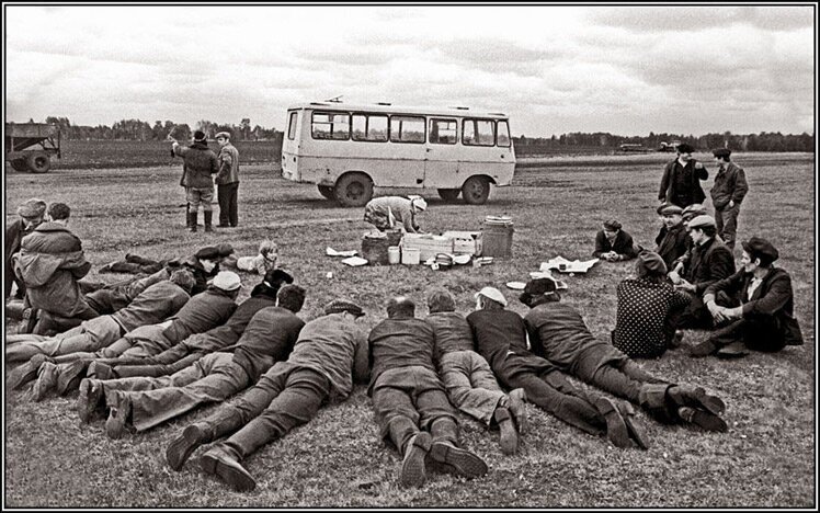 Трогающие душу советские фотографии Владимира Ролова