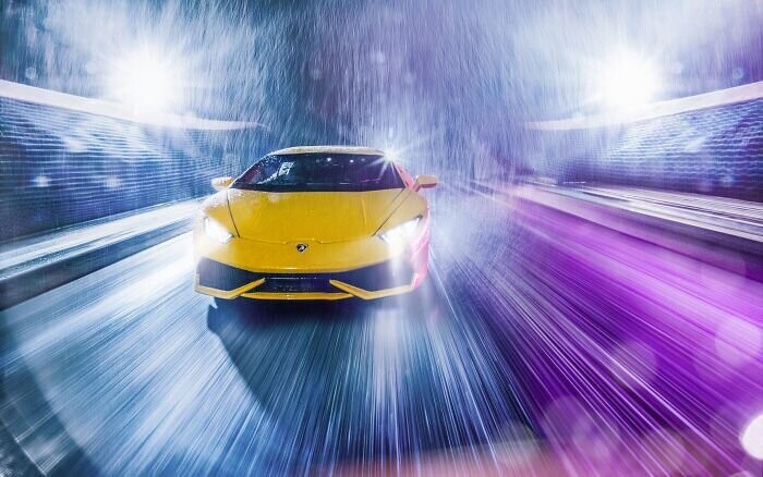 Не отличить от настоящей: фотограф устроил съемки Lamborghini у себя дома