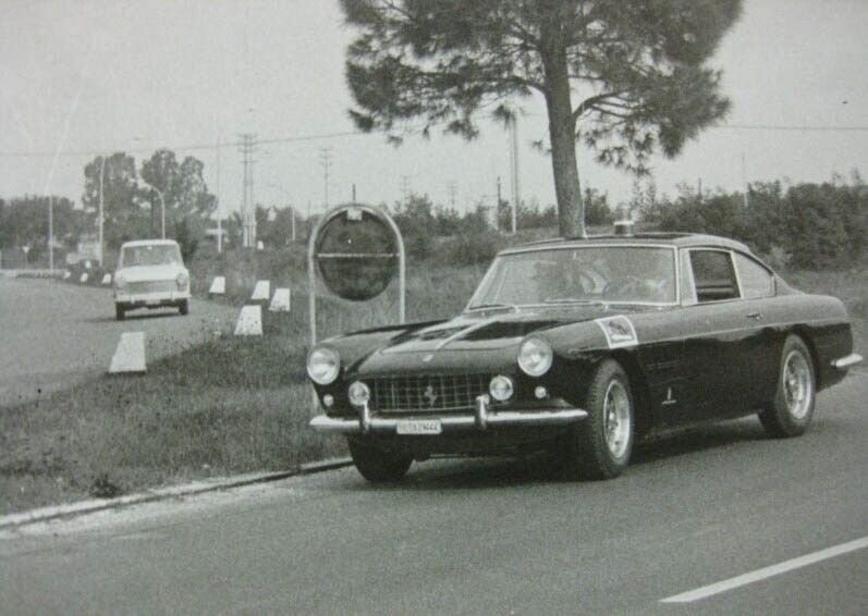 Уникальный Ferrari 250 GTE 1962 года итальянской полиции