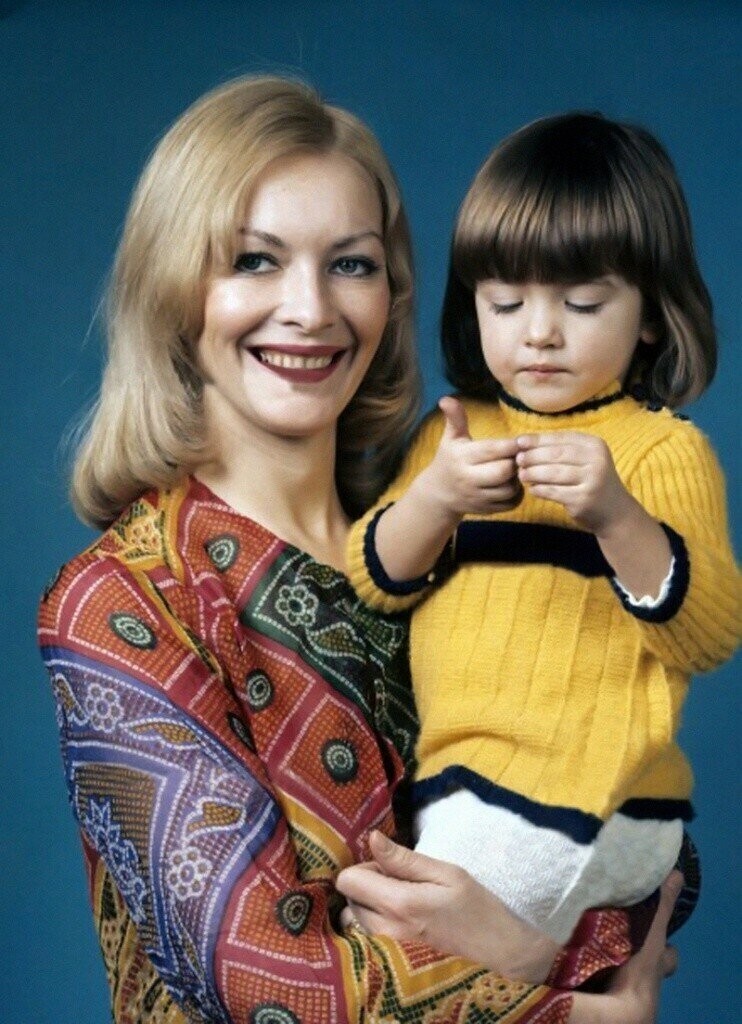 Барбара Брыльска с дочерью