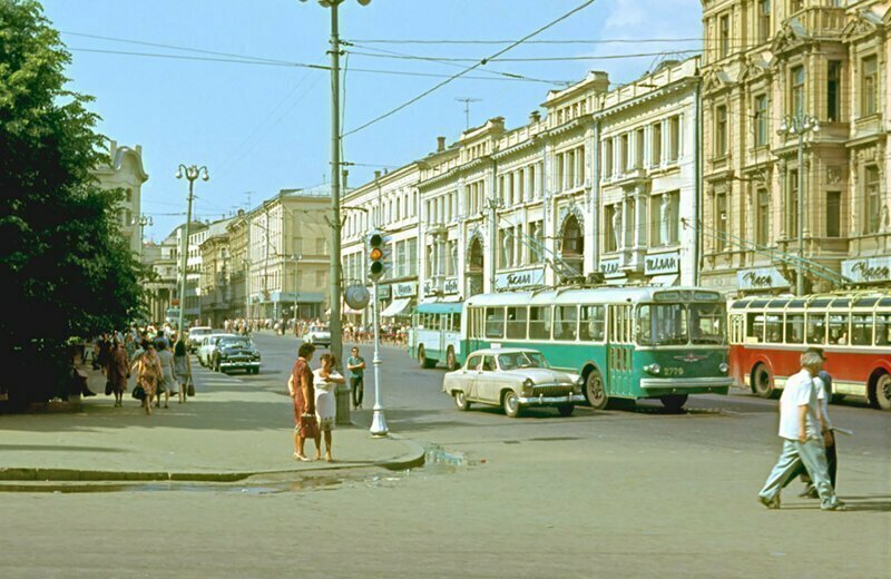 Фотопрогулка по улицам СССР