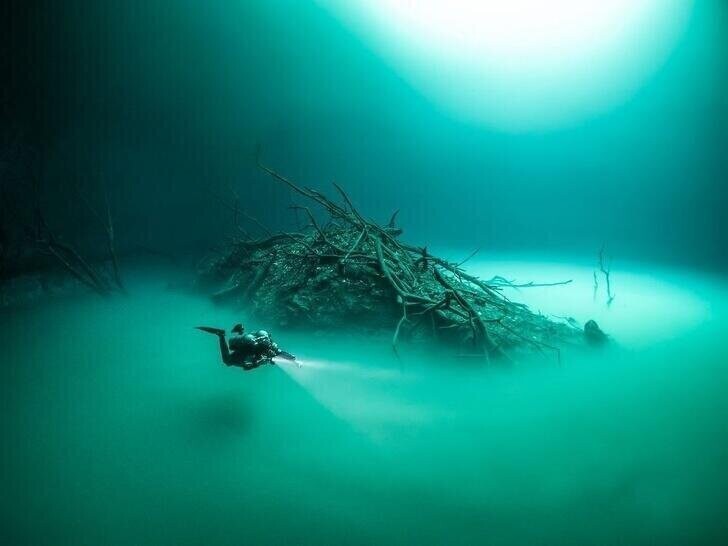В Мексике, на полуострове Юкатан, есть скрытая «подводная река» под названием Анхелита