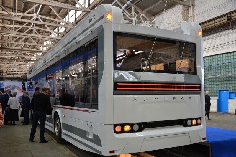 В Энгельсе представили новый троллейбус «Адмирал»