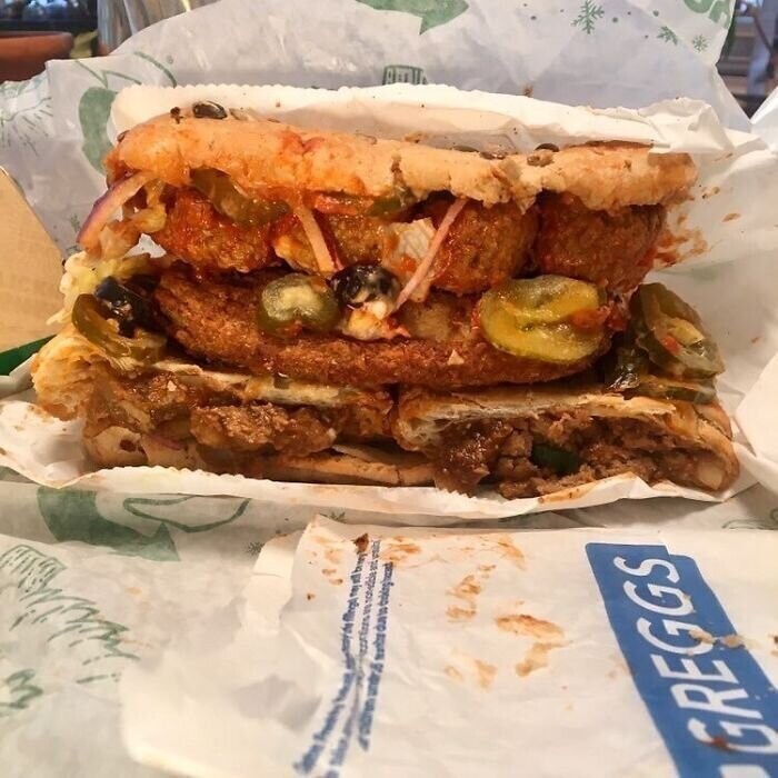 Взорванная сосиска, бутерброды-уроды: самая неаппетитная веганская еда