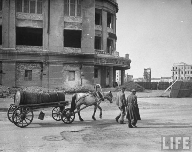 Сталинград в объективе журнала Life. Апрель 1947