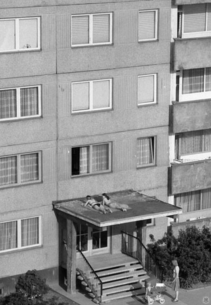 Дворовой солярий, ГДР, 1982 год