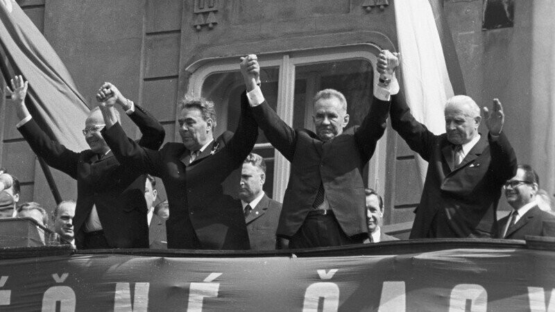Густав Гусак, Леонид Брежнев, Алексей Косыгин и Людвик Свобода, 6 мая 1970 года, Прага