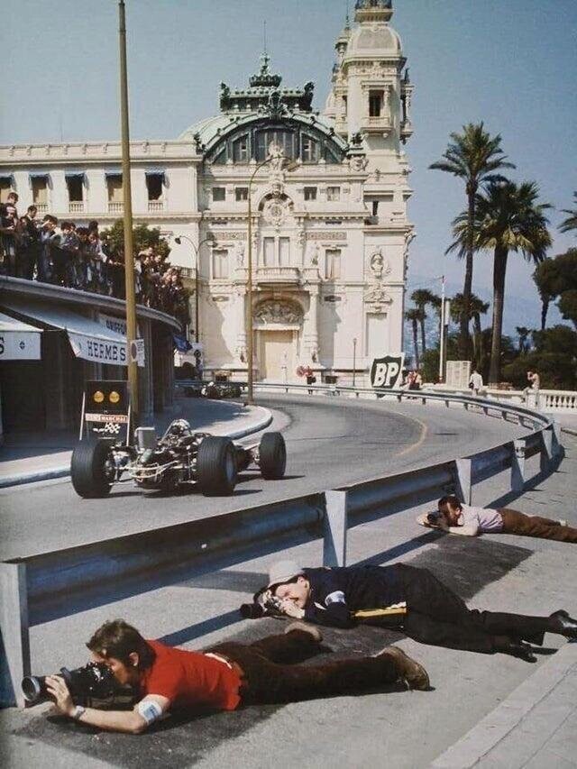Фотографы на Гран-при Монако 1968 года. (Фото Райнера Шлегельмильха)