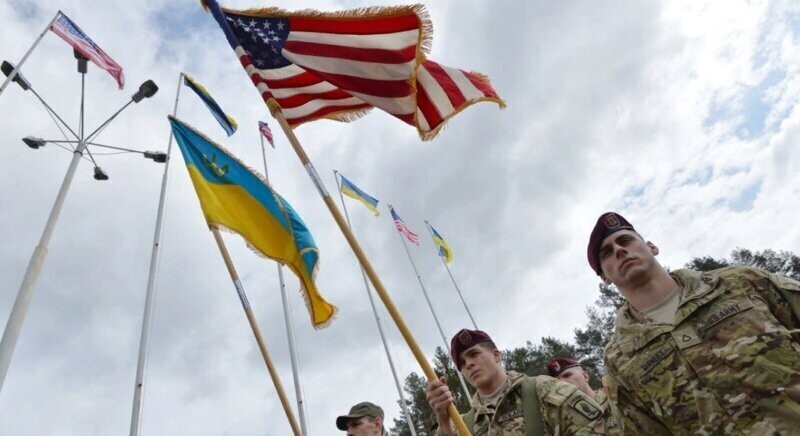 США направляют в Киев послом военного стратега