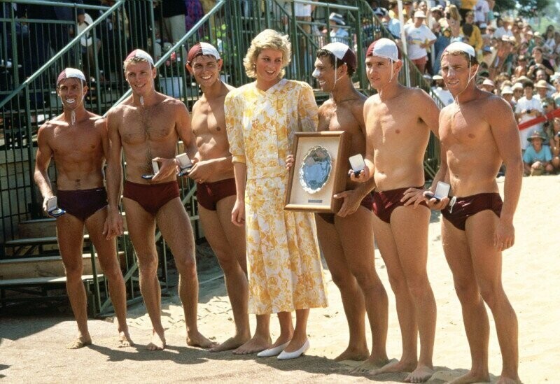 Принцесса Диана на церемонии вручения наград спасателям на воде. Сидней, Австралия, 1988 г.