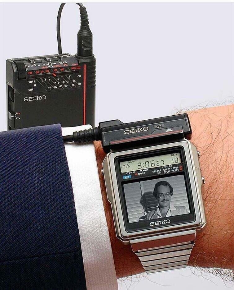 Часы Seiko TV, сделанные в 1982 году. Впечатляет даже сейчас