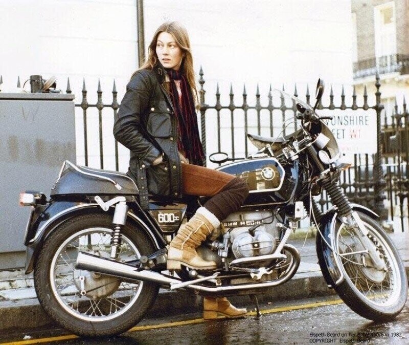 Elspeth Beard - первая англичанка, совершившая кругосветное путешествие на мотоцикле, 1980-е.