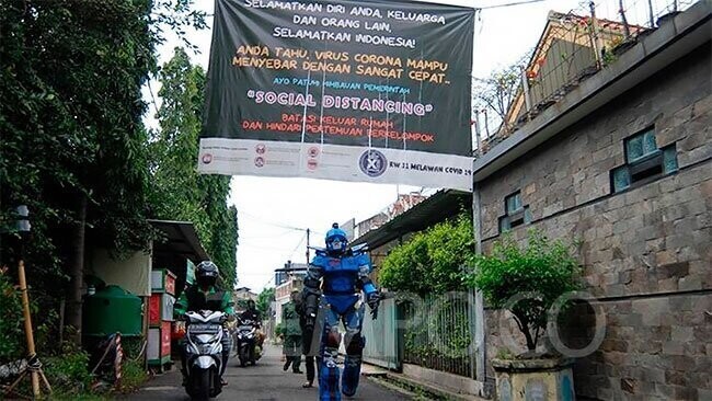 Супергерои помогают Индонезии бороться с коронавирусом