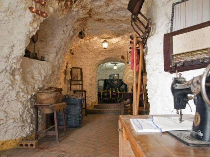 Пещерное жилище, Испания