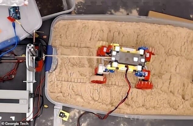 НАСА представило мини-марсоход, сделанный с помощью 3D-принтера