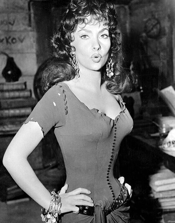 Джина Лоллобриджида, 1956